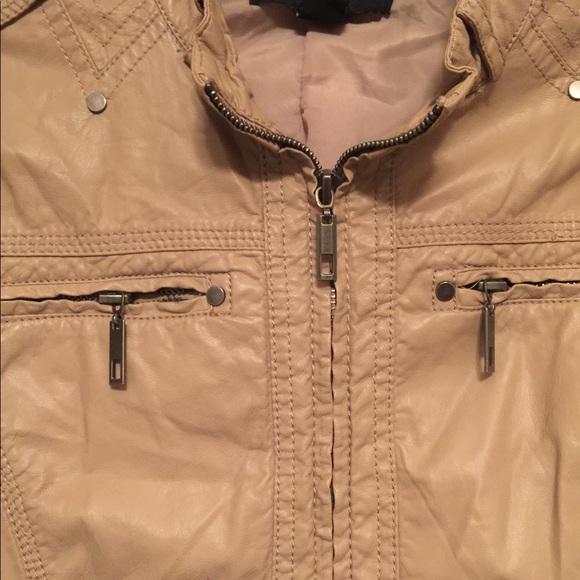 Forever 21 jacket - Picture 2 of 4